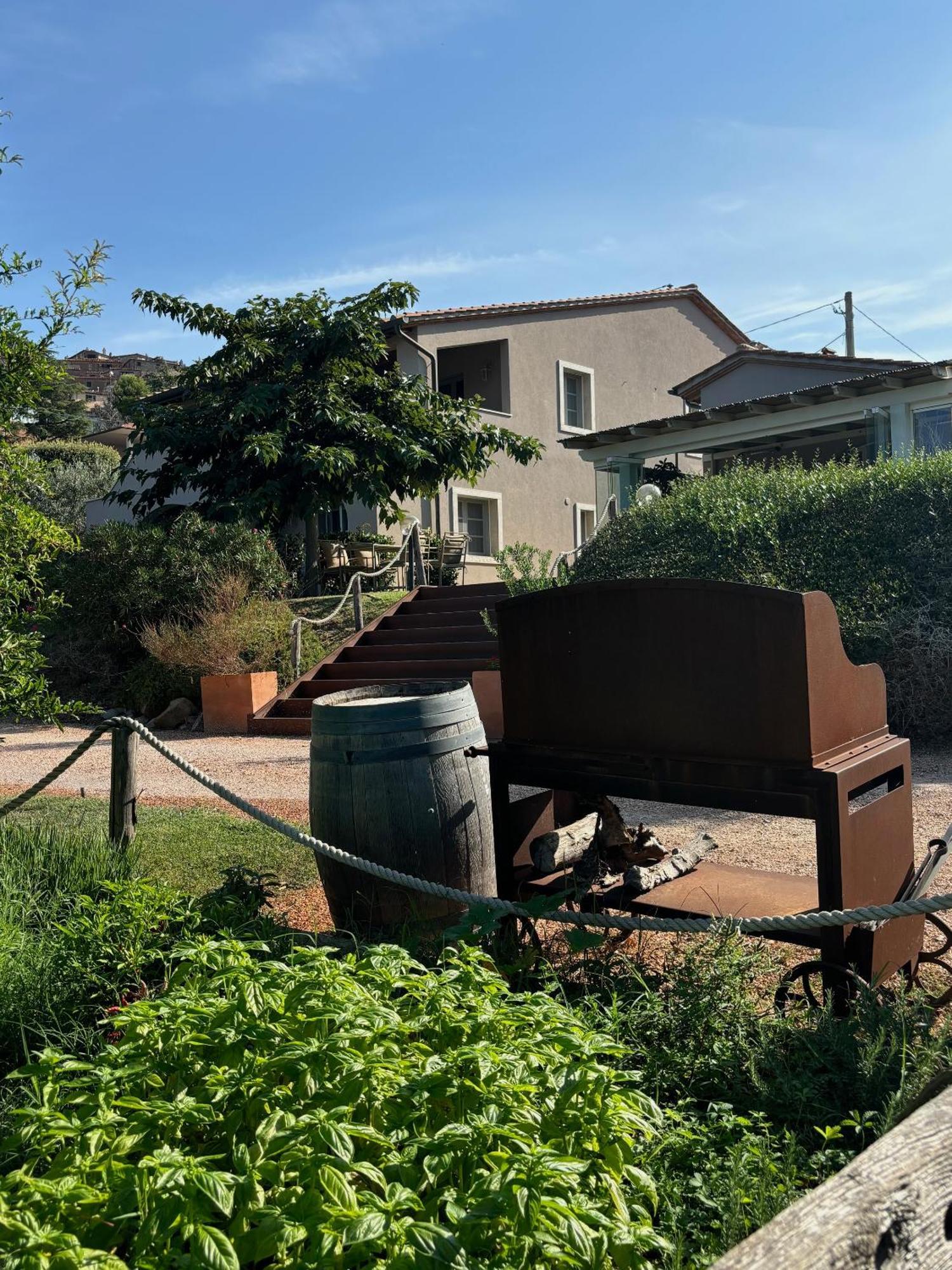 לינה וארוחת בוקר קסטנייטו קרדוצ'י Relais Dei Molini מראה חיצוני תמונה